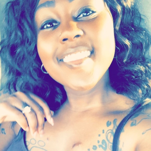 Meet your Posher, Tyeshia - Picture 6 of 8